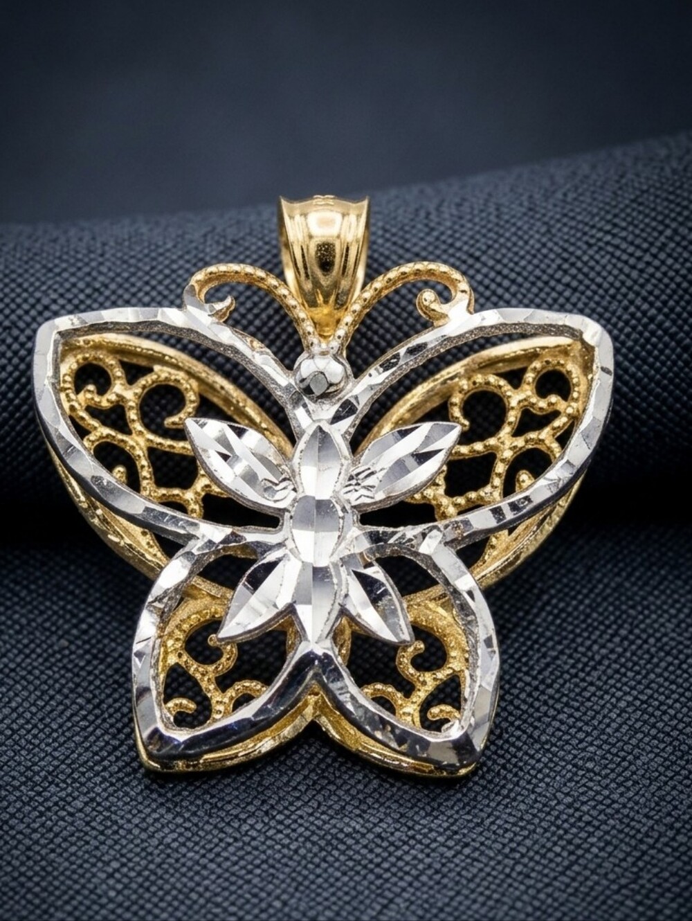 10K Gold yellow & white 3D Butterfly pendant